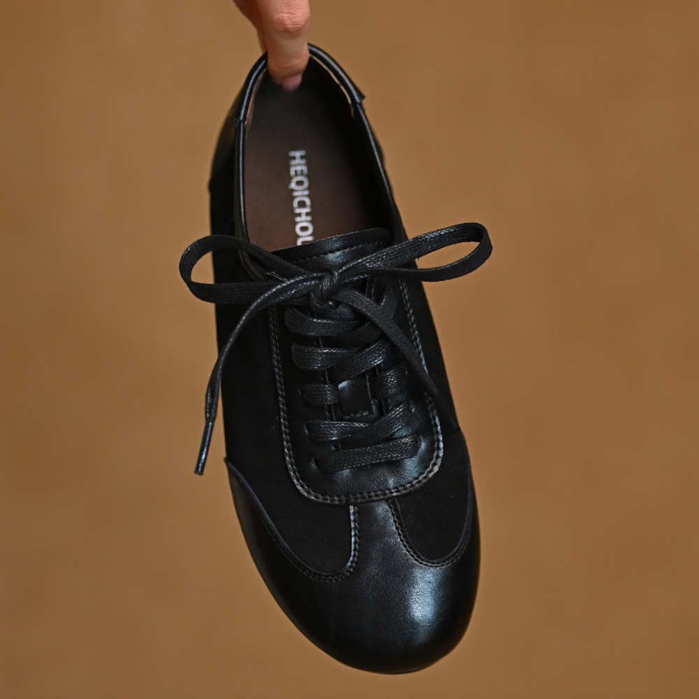 Soft Sole For Women's Sneakers - огляд і ціна Leather Sneaker Care Kit